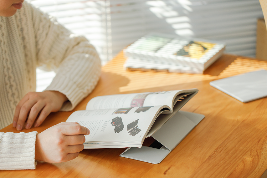 Moft Invisible Stand for Laptops & Tablets (Non-Adhesive), 7-11" Tablets & 11-14" Laptops / 13"+ Tablets & 15"+ Laptops