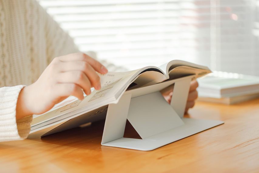 Moft Invisible Stand for Laptops & Tablets (Non-Adhesive), 7-11" Tablets & 11-14" Laptops / 13"+ Tablets & 15"+ Laptops