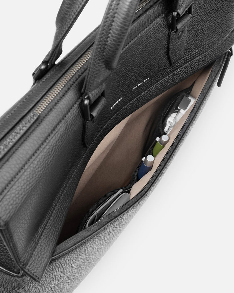 Grams(28) 178 Journeyman Briefcase - Pebbled Black