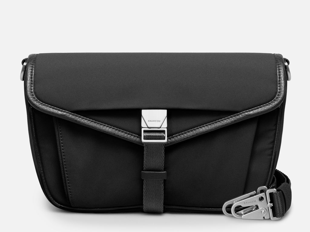 Grams(28) 703 Urban Bottle Sling