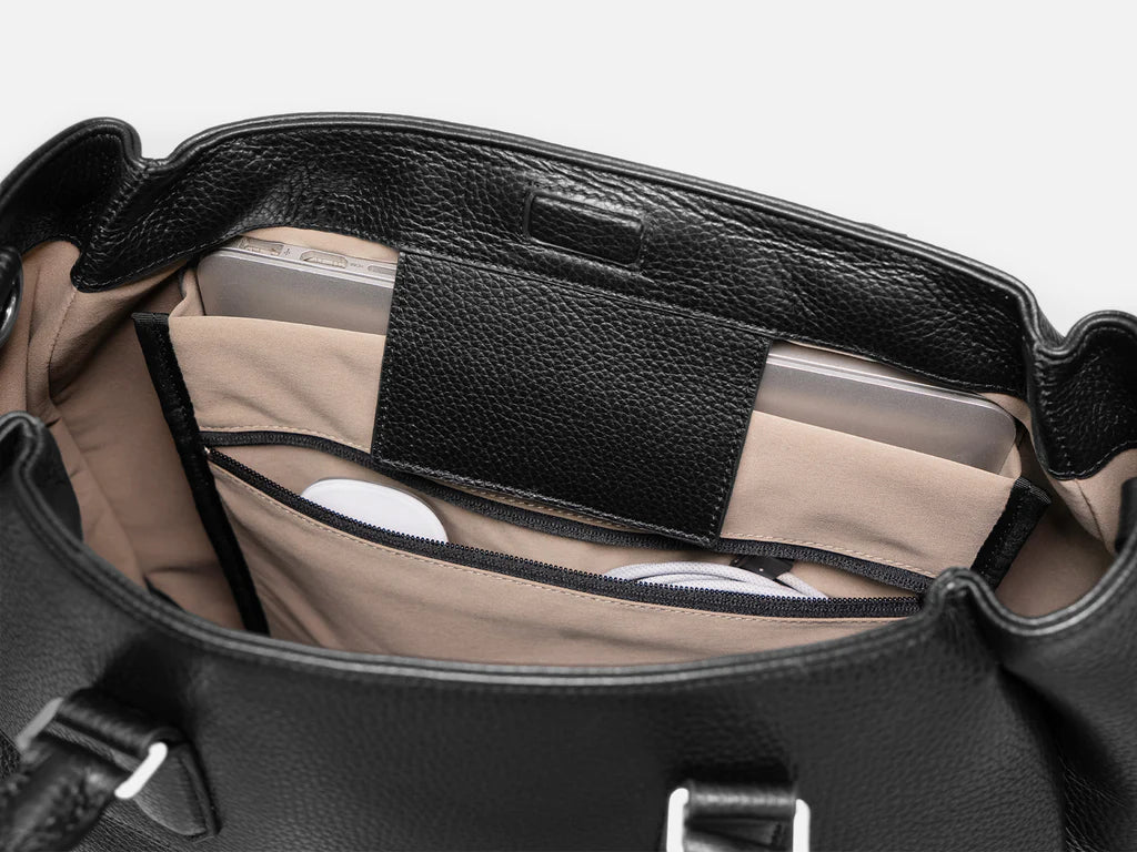 Grams(28) 185 Tote Bag - Pebbled Black