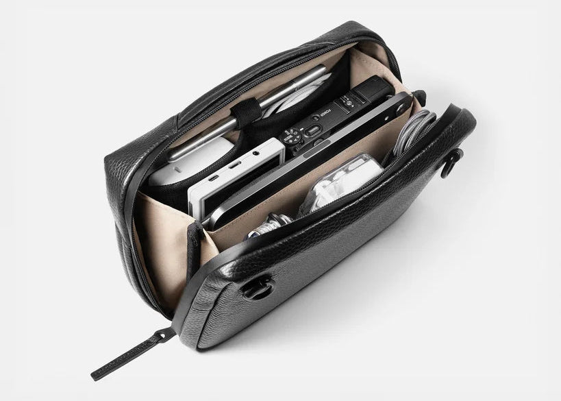 Grams(28) 132 Essential Case Pro - Pebbled Black
