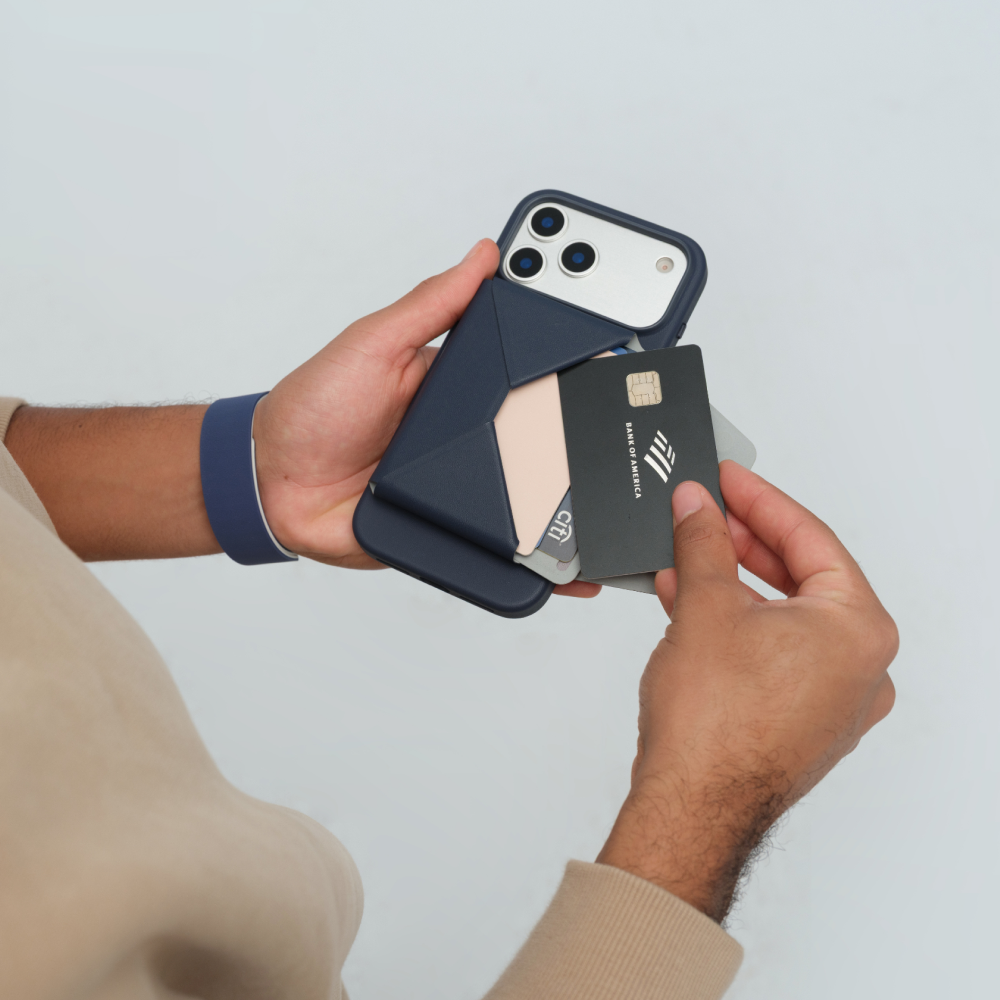 MOFT Snap Field Wallet with Stand/No Stand MOVAS™ (MagSafe Compatible)