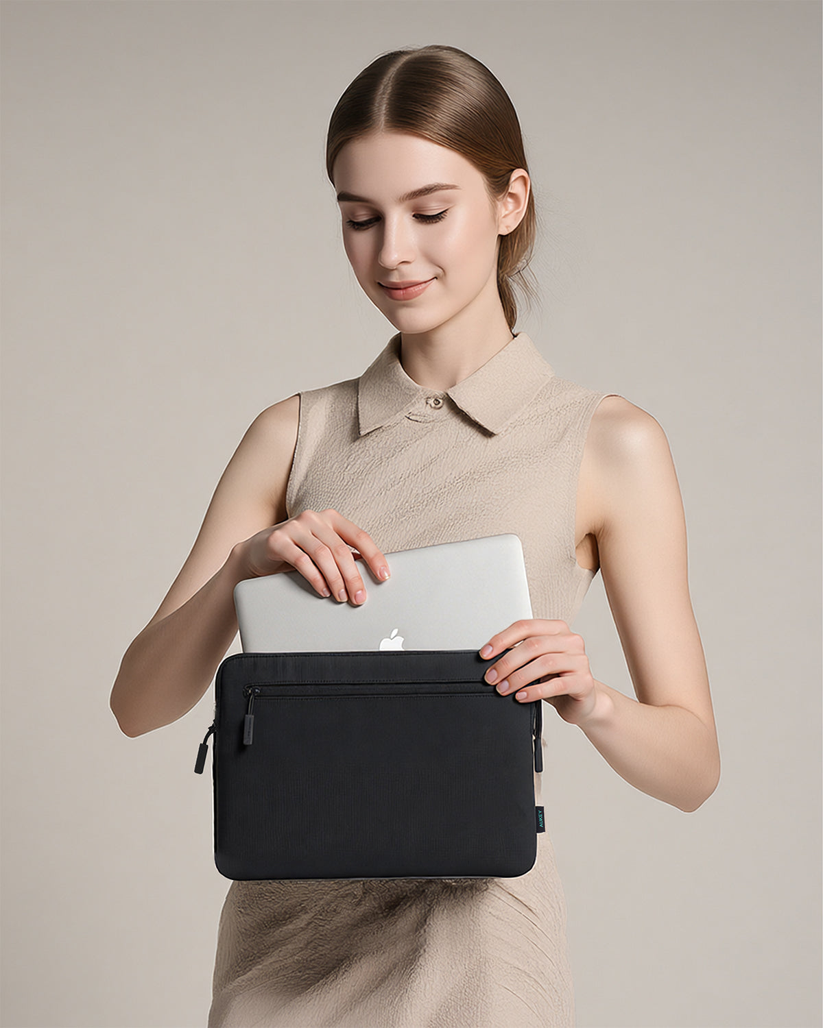 Aukey LS-UE13 / LS-UE14 / LS-UE16 Urban Edge Compact Nylon Sleeve For MacBook Series 13" / 14"/ 16"