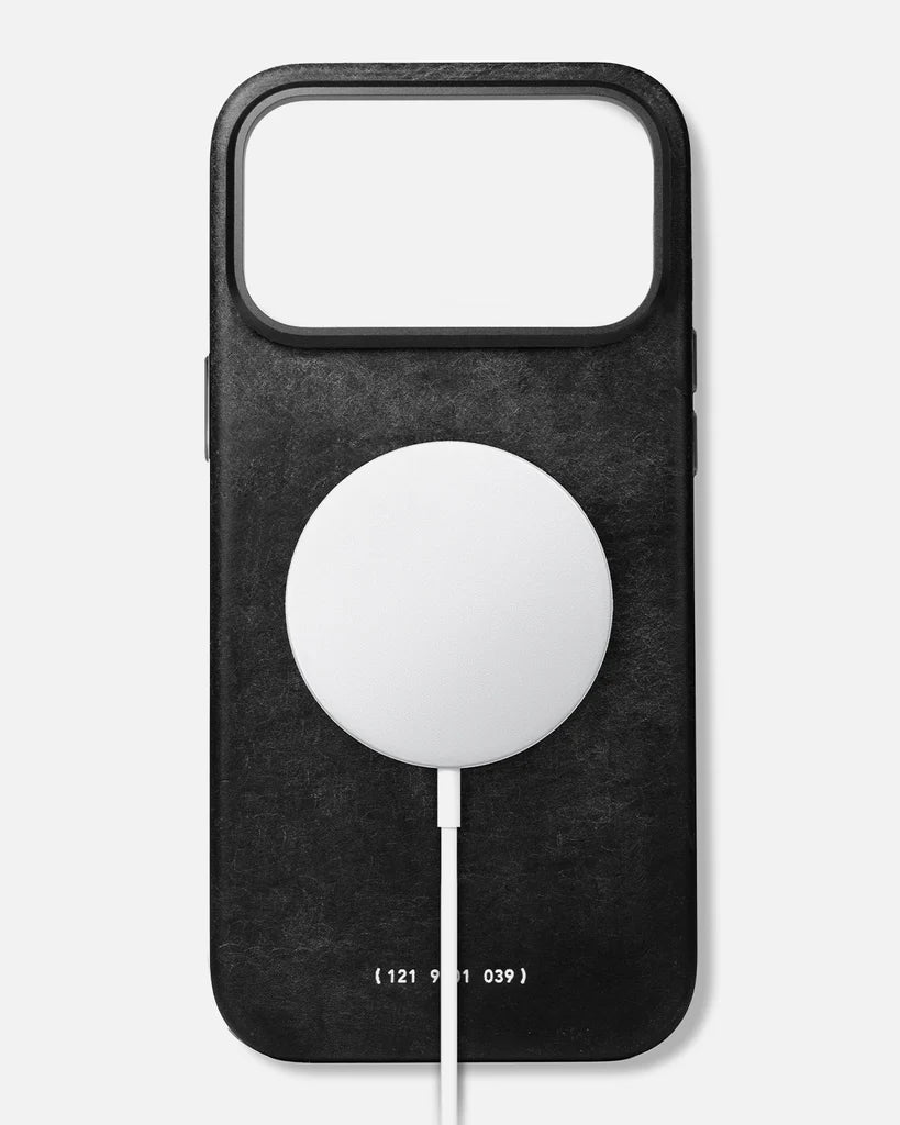 Grams(28) 121 MagSafe Leather Snowflake Case for iPhone 18 Pro / Pro Max