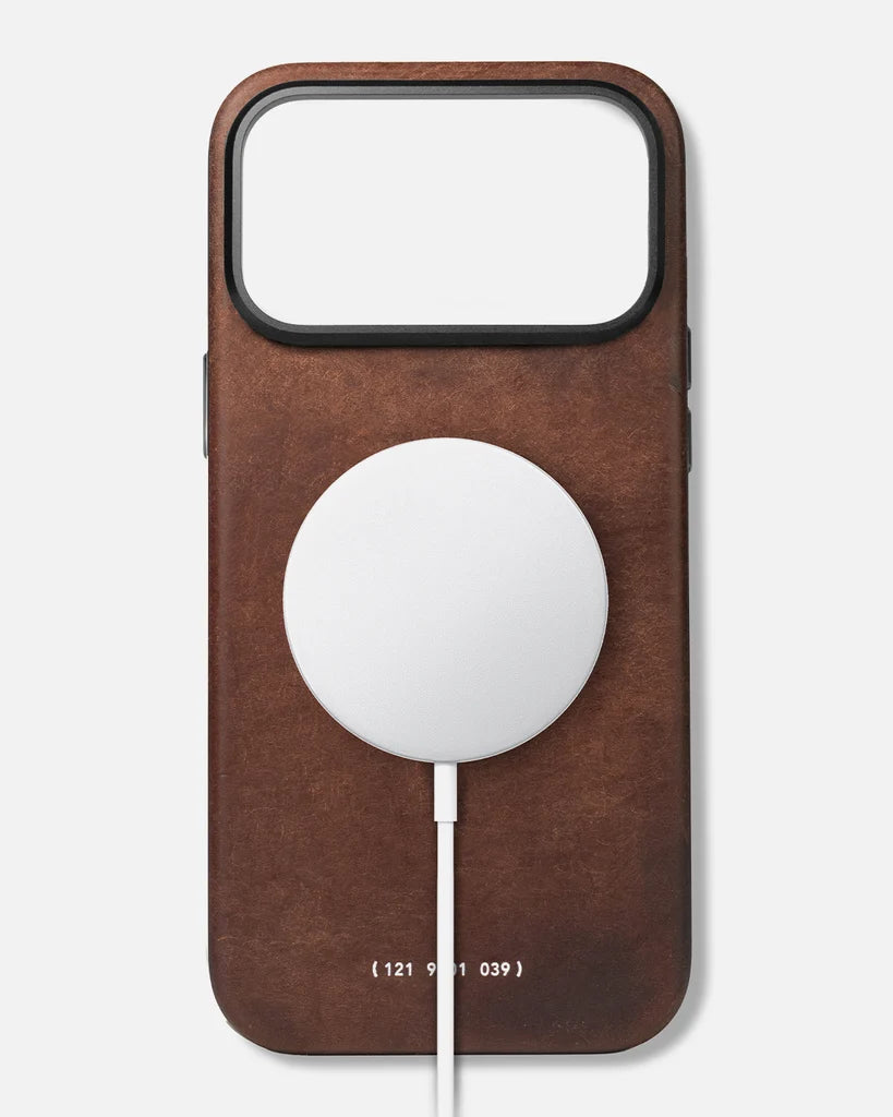 Grams(28) 121 MagSafe Leather Snowflake Case for iPhone 18 Pro / Pro Max
