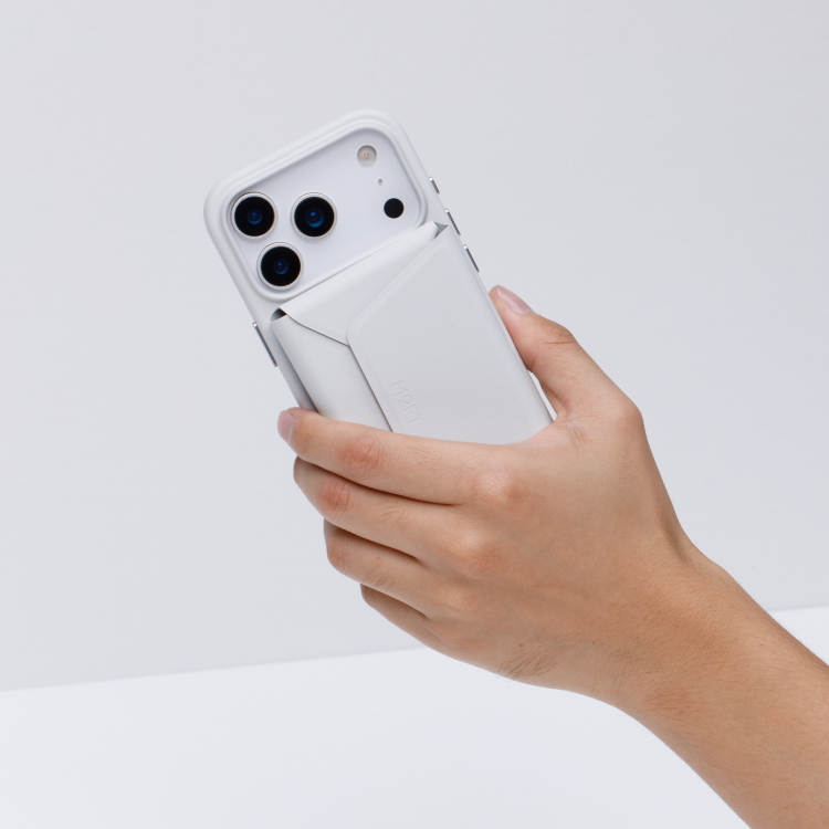 MOFT Snap Field Wallet with Stand/No Stand MOVAS™ (MagSafe Compatible)