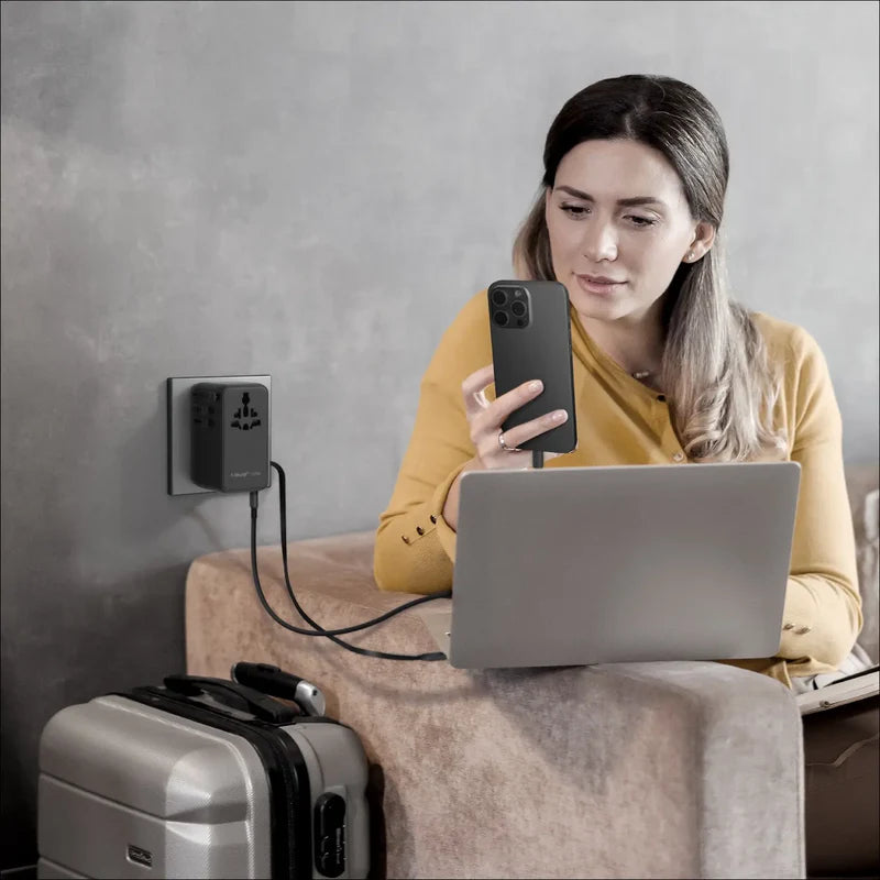 Momax UA25 1-World2+ 100W 4-Port Dual AC Travel Adapter w/ Built-in Retractable Cable