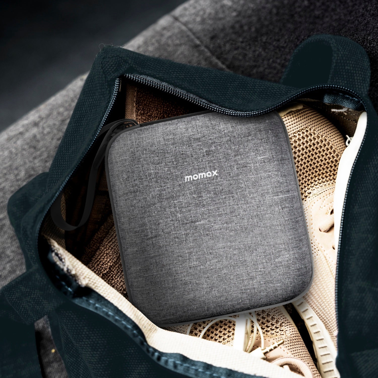 Momax RO12E 1° Airo Multi-Use Turbo High-Speed Fan & Cleaner