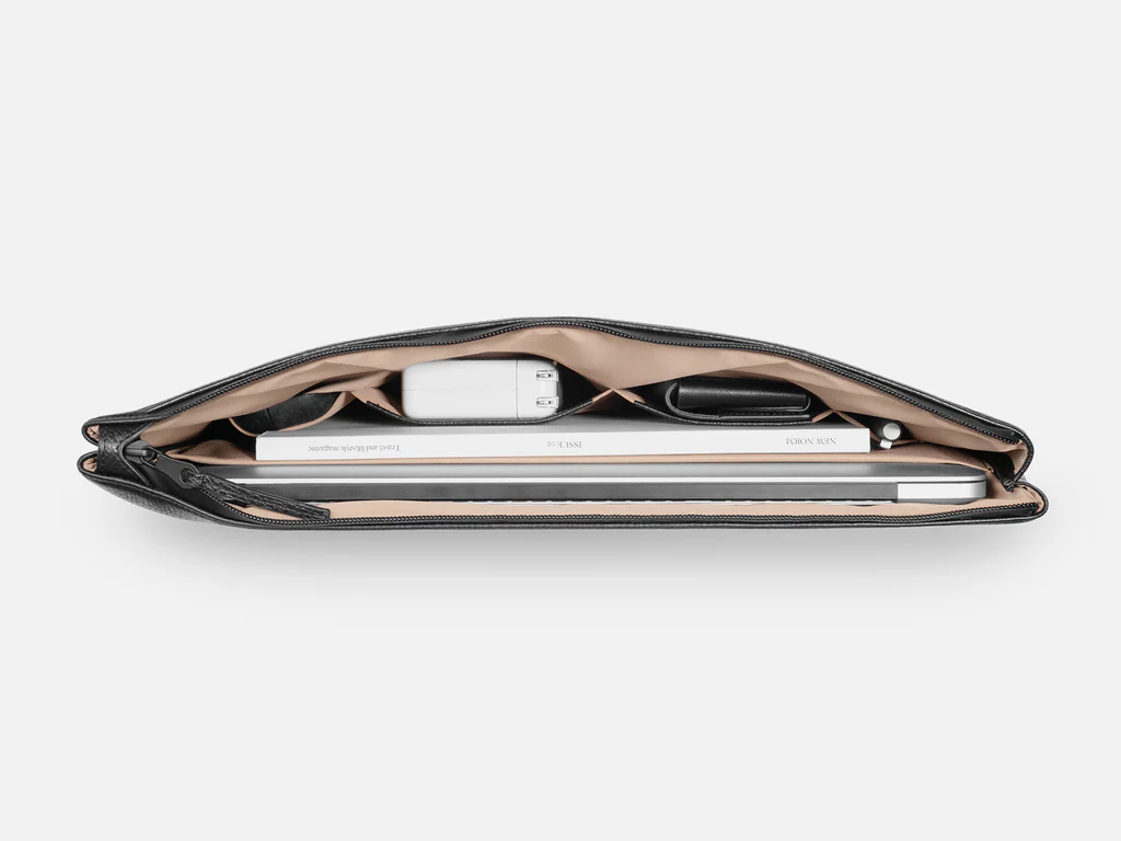 Grams(28) 118 Leather Folio for Macbook Air 15"/Pro 16"