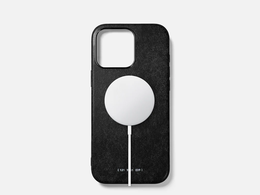 Grams(28) 121 MagSafe Leather Case for iPhone 16 Series