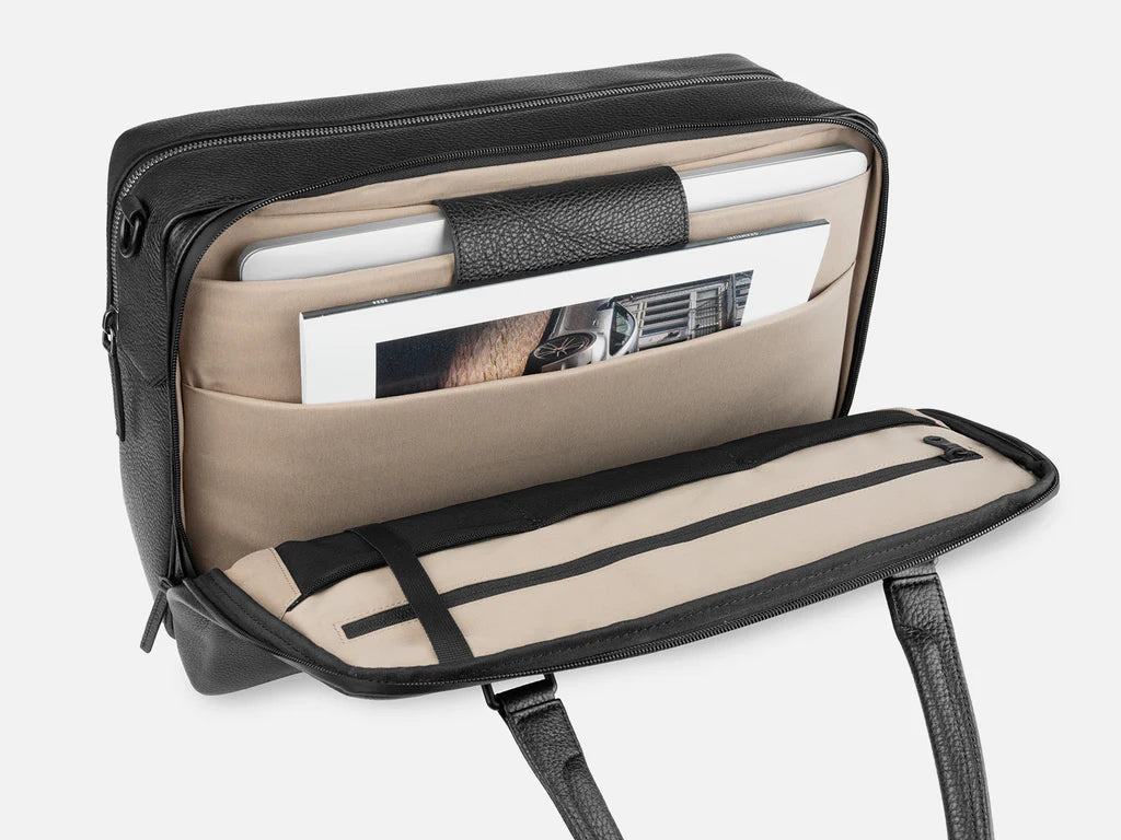 Grams(28) 181 Voyager Duffle Bag - Pebbled Black
