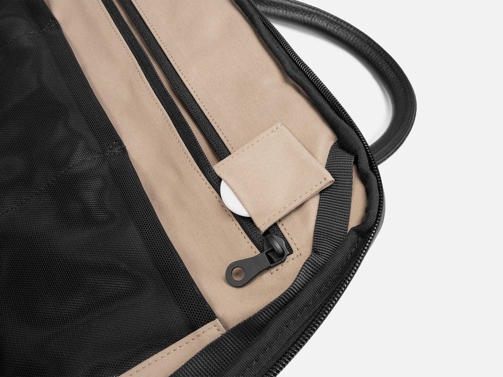 Grams(28) 181 Voyager Duffle Bag - Pebbled Black