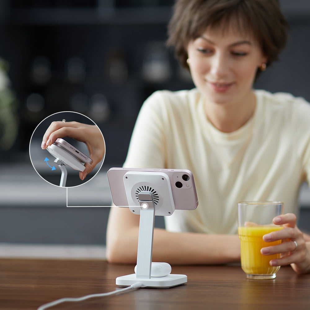 ESR HaloLock 2-in-1 Wireless Charger with CryoBoost (UK Plug)