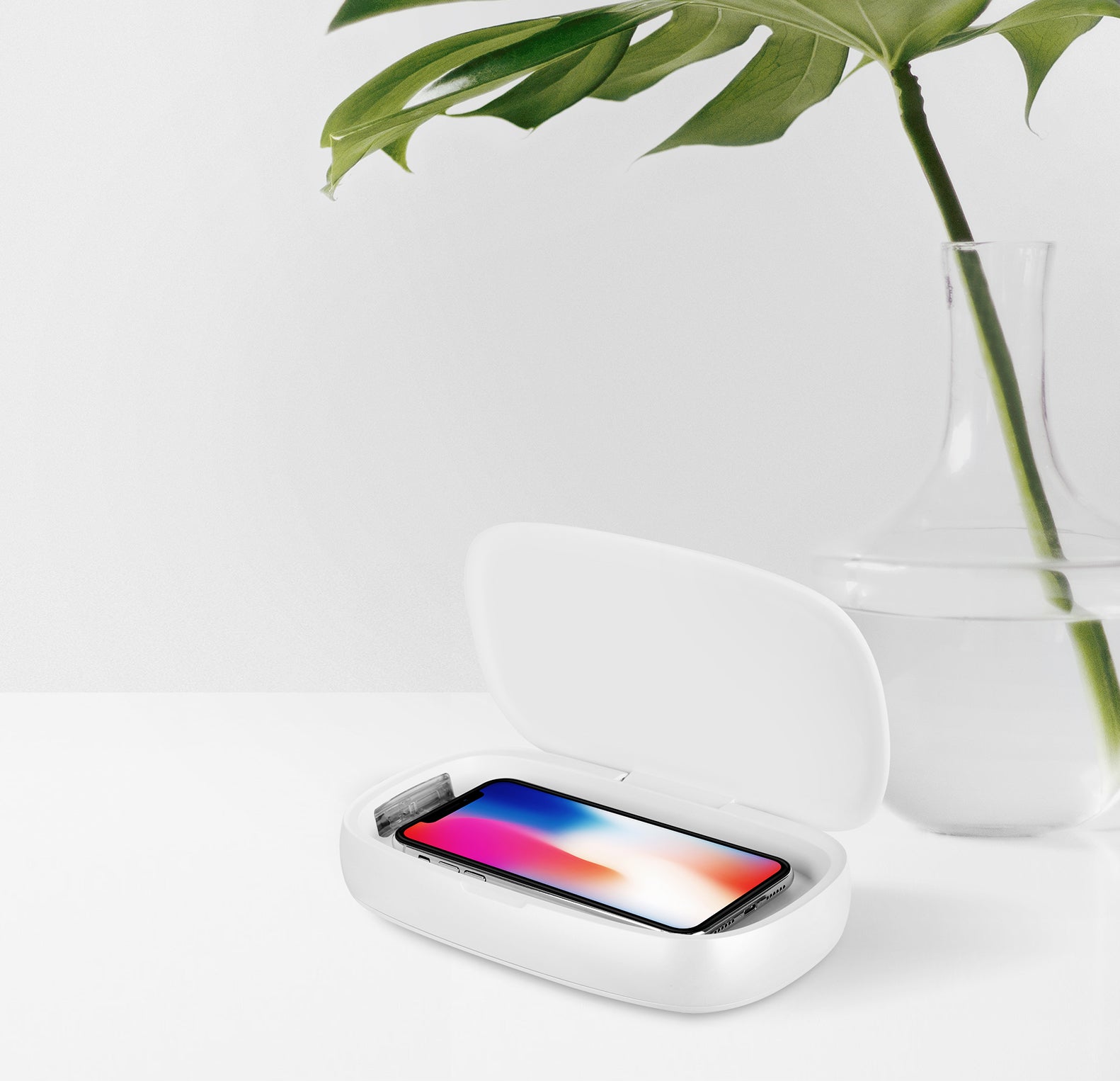 Momax Q.UV Box Wireless Charging + UV Sanitising Box