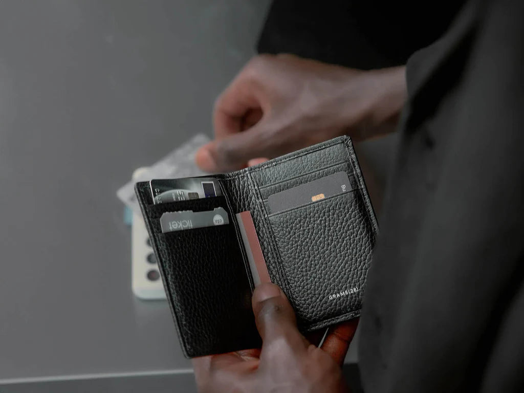 Grams(28) 104 Slim Fold-Out Wallet