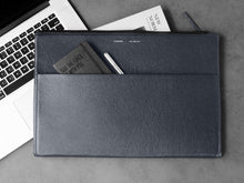 Load image into Gallery viewer, Grams(28) 114 Leather Folio for Macbook Air/Pro 13&quot;

