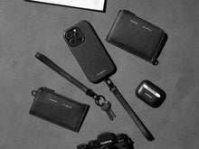 Load image into Gallery viewer, Grams(28) 124 Wrist Strap
