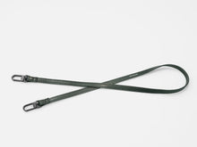 Load image into Gallery viewer, Grams(28) 15mm Leather Lanyard - Pebbled Dark Green
