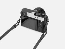 Load image into Gallery viewer, Grams(28) Strap Attachment Kit Plus
