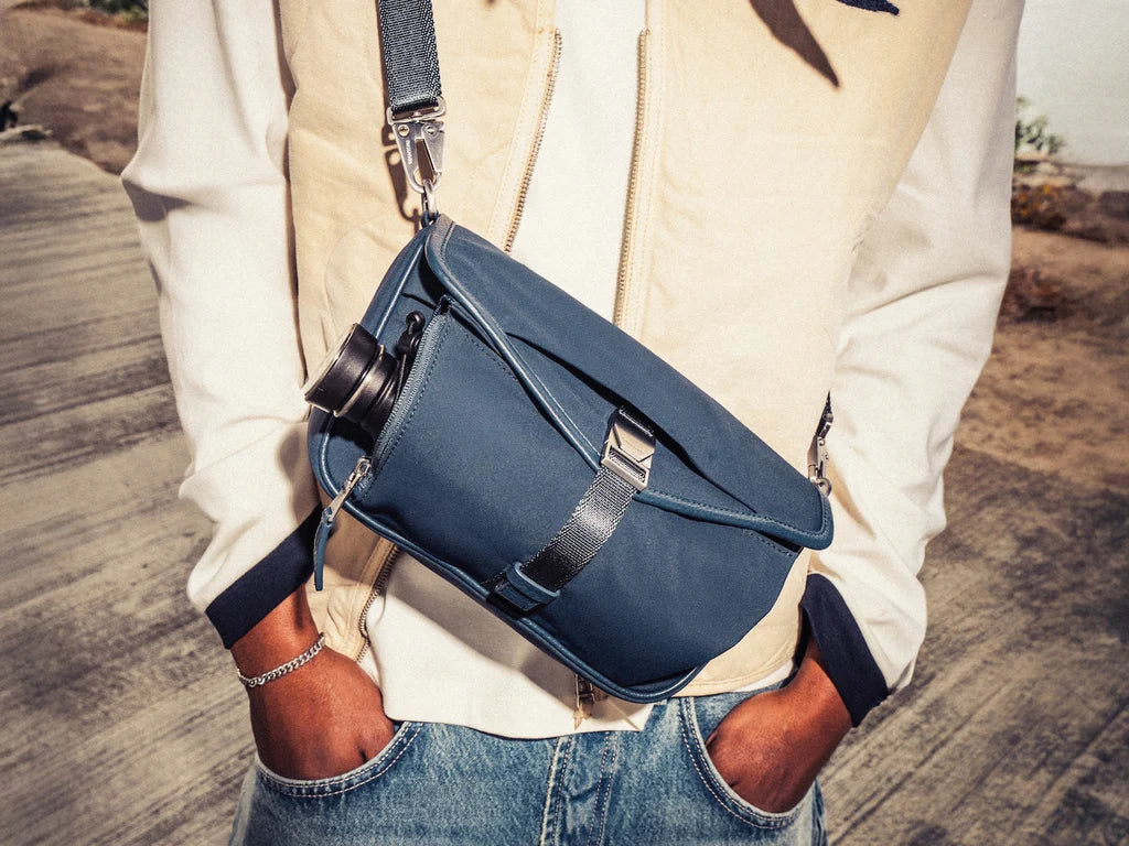 Grams(28) 703 Urban Bottle Sling