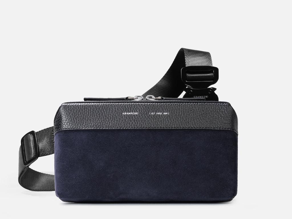 Grams(28) 157 Essential Sling Leather Bag