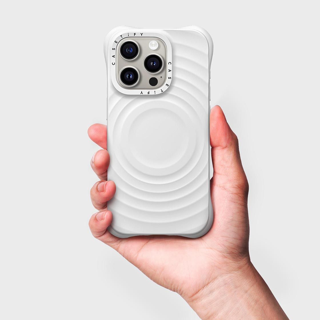 CASETiFY iPhone用ケース ホワイト Amazon.co.jp: CASETiFY コンパクト iPhone 12 ケース [MIL規格準拠