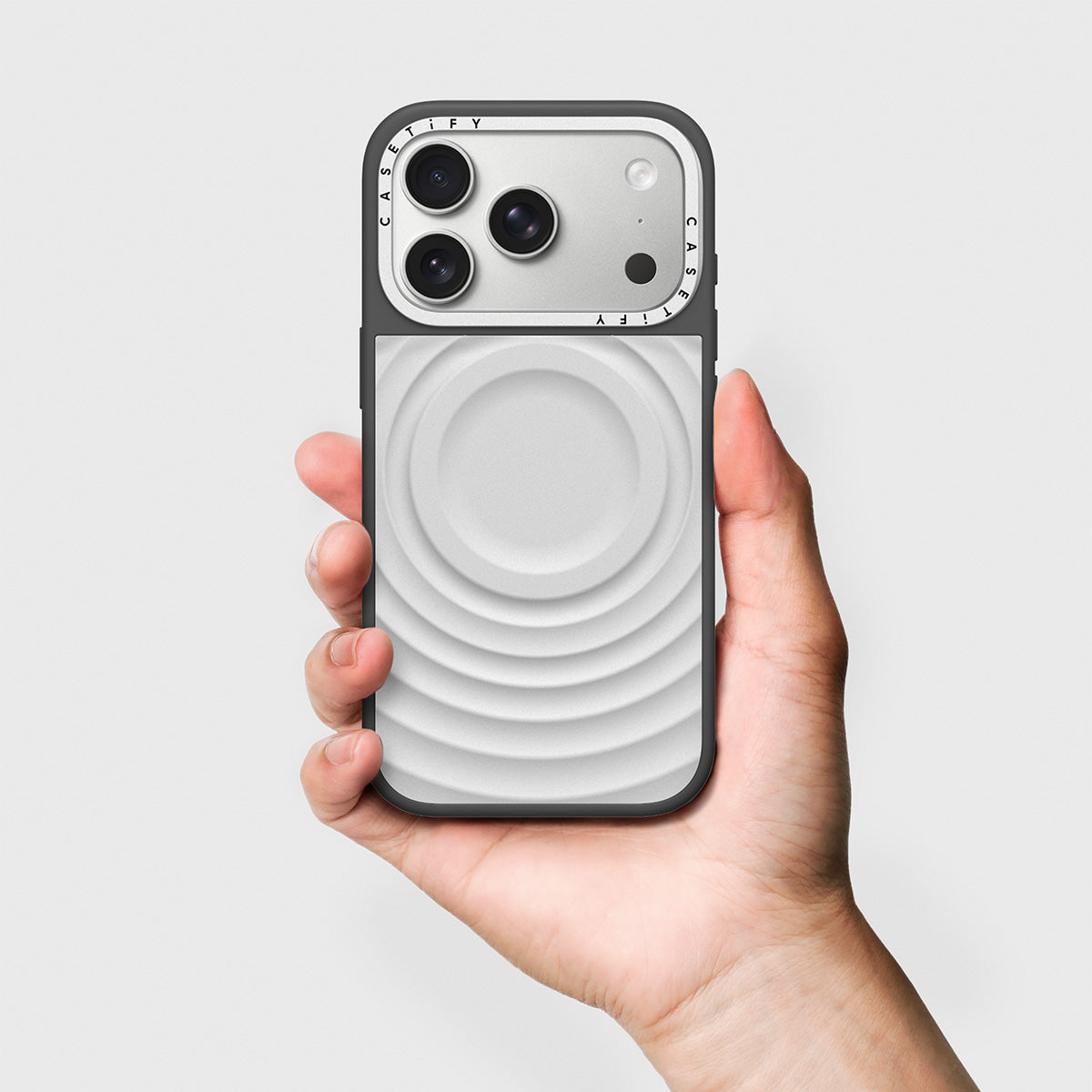 CASETiFY Magsafe Alloy Ripple Case for iPhone 17 Pro / 17 Pro Max - Silver with Dark Grey Bumper