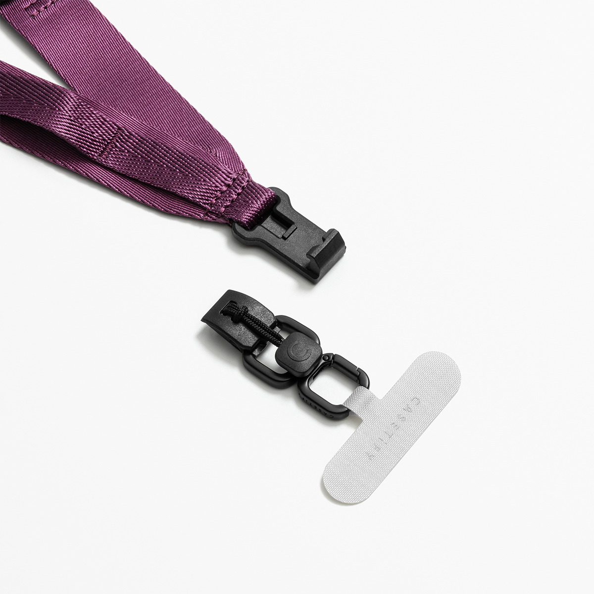 CASETiFY Cross Body Fidlock Snap Strap