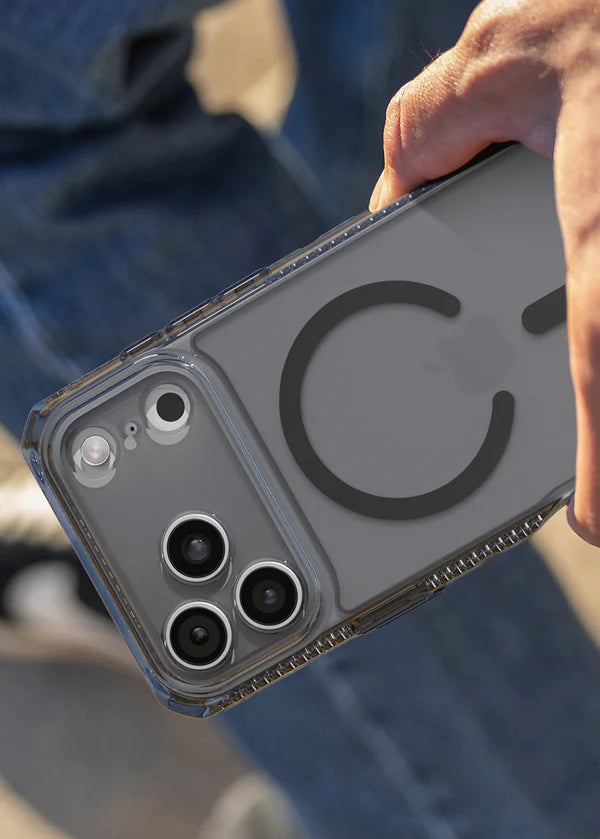 ITSKINS iPhone 17 Series Hybrid R Vapor (MagSafe Compatible)