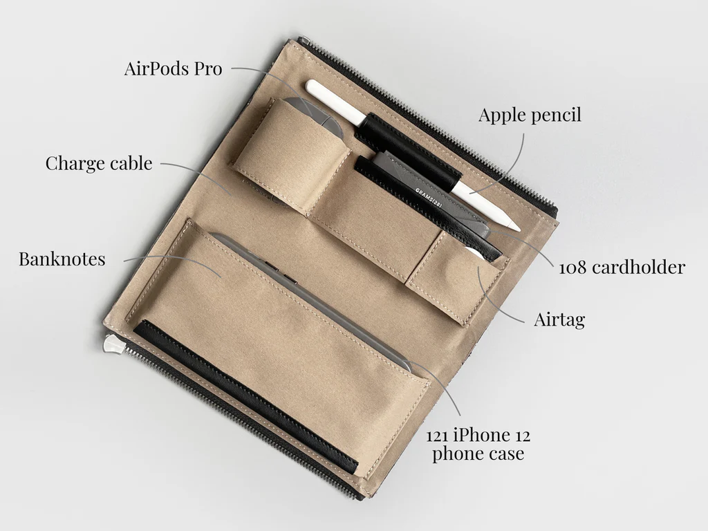 Grams(28) 109 Essential Leather Case