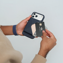 Load image into Gallery viewer, MOFT Snap Field Wallet with Stand MOVAS™ (MagSafe Compatible

