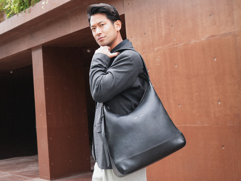 Grams(28) 193 Hobo Bag - Pebbled Black