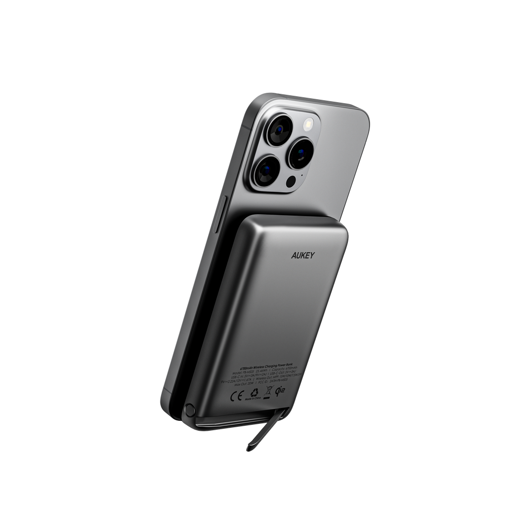 Aukey PB-MS05 MagFusion 6700mAh Qi2 Magnetic Wireless Charging Power Bank