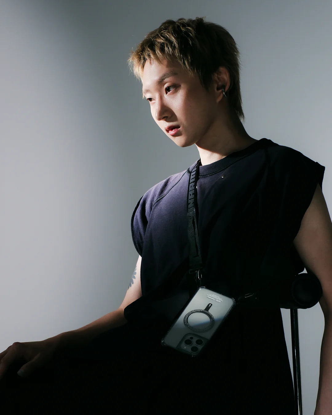 Skinarma iPhone 16 Pro Saido Prime Mag-Charge Back Case - Titanium