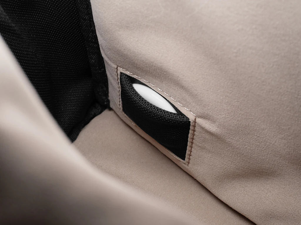 Grams(28) 171 Laptop Sling