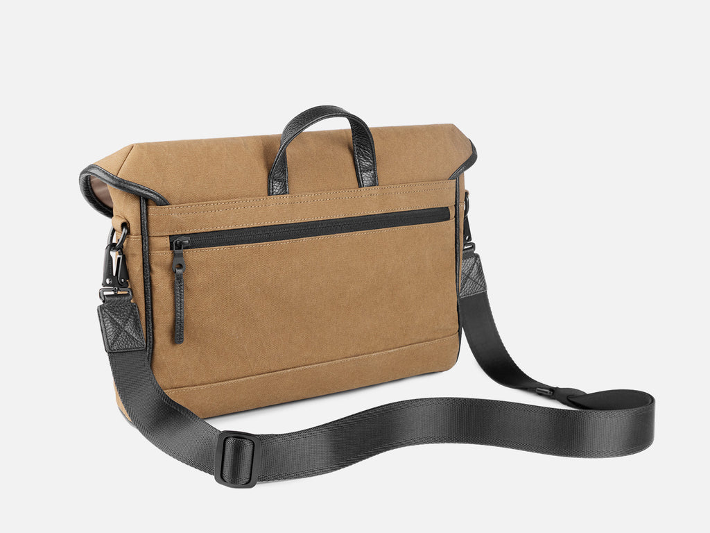 Grams(28) 302 Adventure Sling