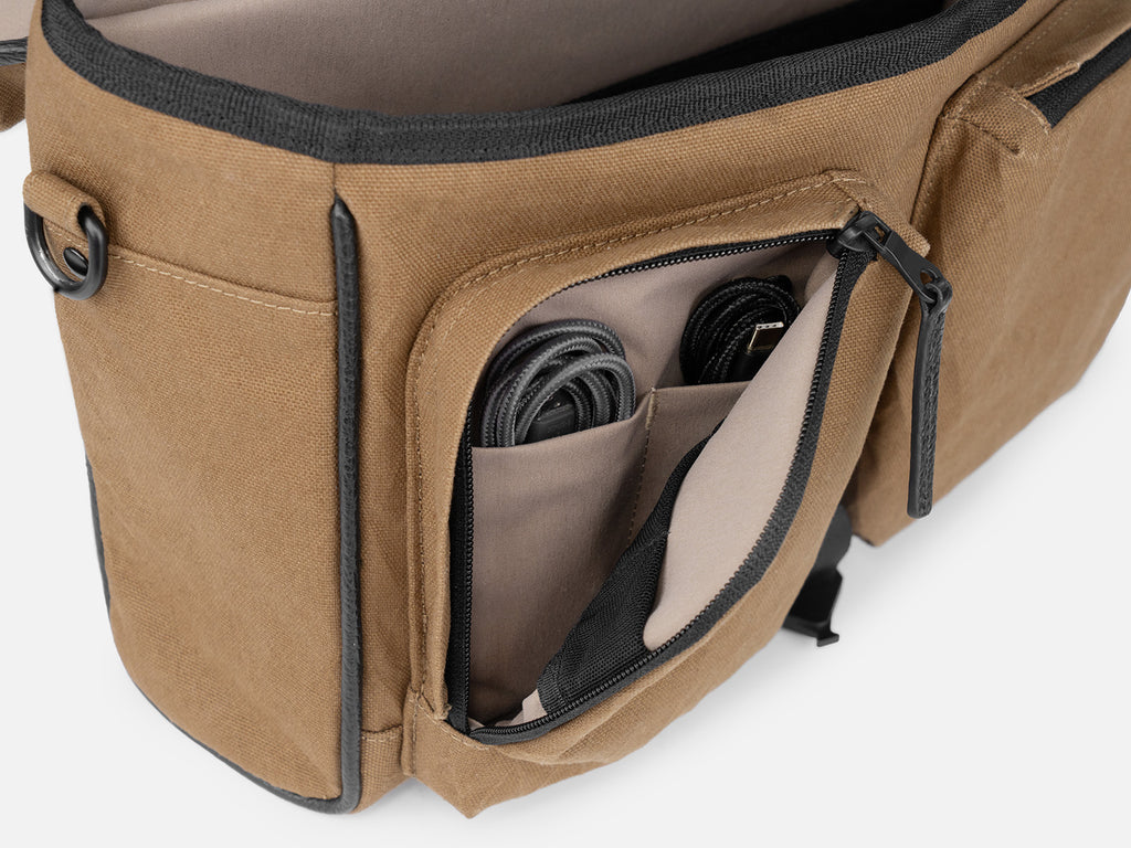 Grams(28) 302 Adventure Sling