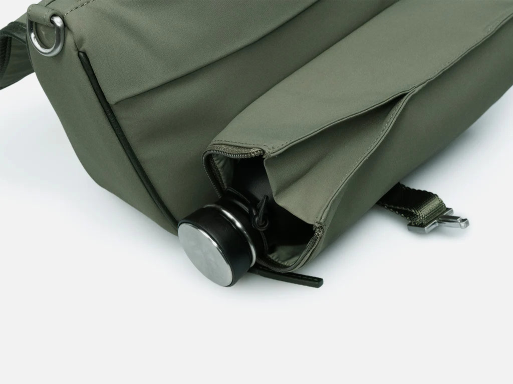 Grams(28) 703 Urban Bottle Sling