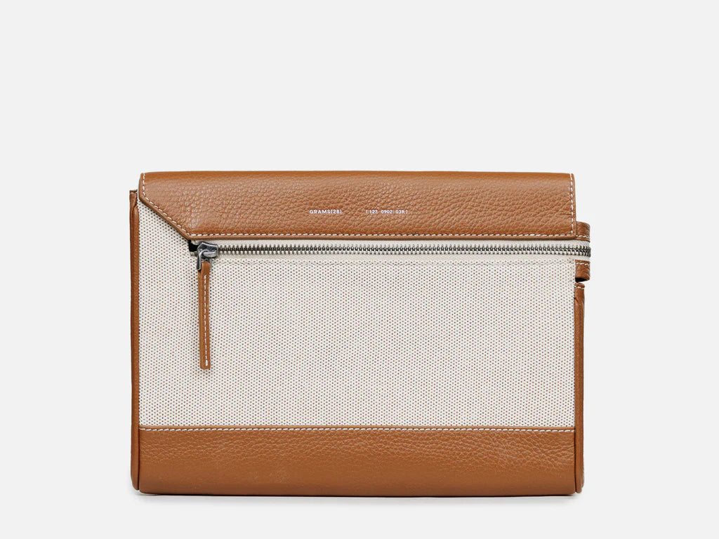Grams(28) 127 Folio Clutch Canvas Version - Pebbled Lion x La Siesta
