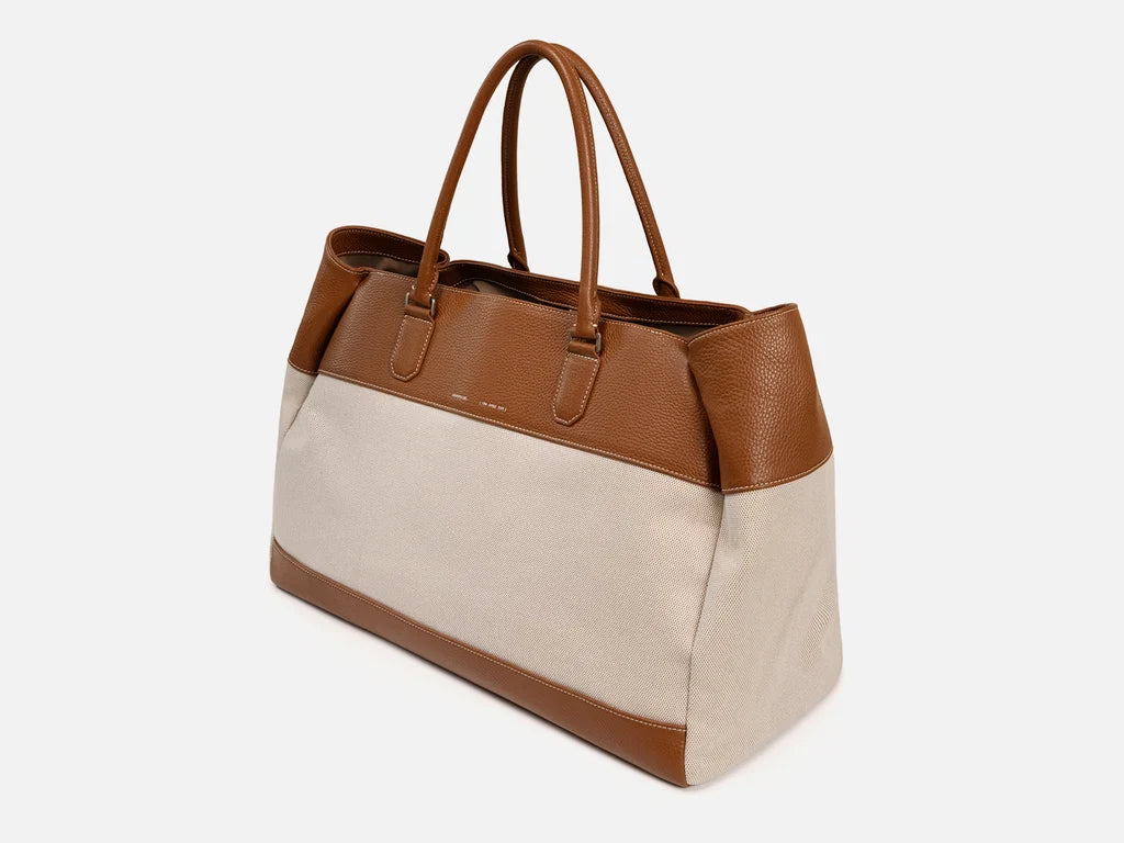 Grams(28) 184 Weekender Tote Bag Canvas Version - Pebbled Lion x La Siesta