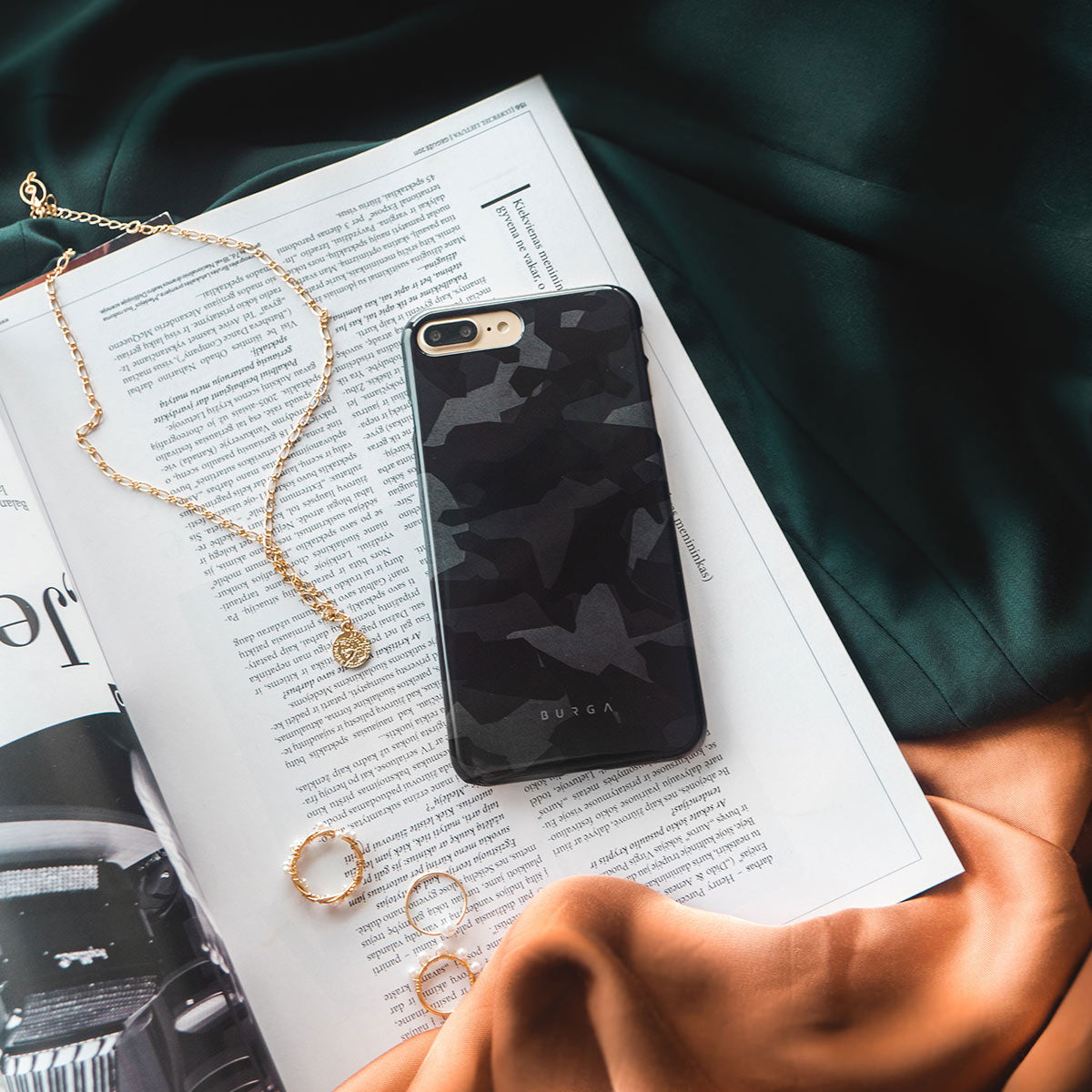 Burga Night Black Tough Case for iPhone 13 / 13 Pro / 13 Pro Max