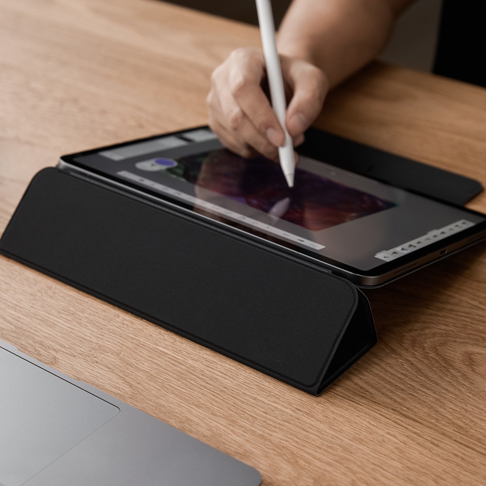 ESR Rebound Magnetic Case for iPad 10 / 11 (2025) /iPad Pro 12.9/11 (2022/2021/2020)