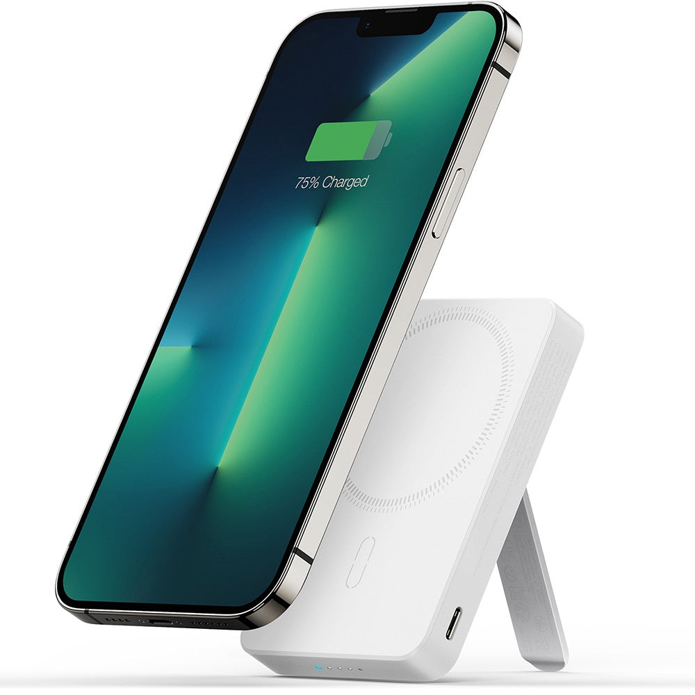 ESR HaloLock 6,000mAh / 10,000mAh Kickstand Wireless Power Bank